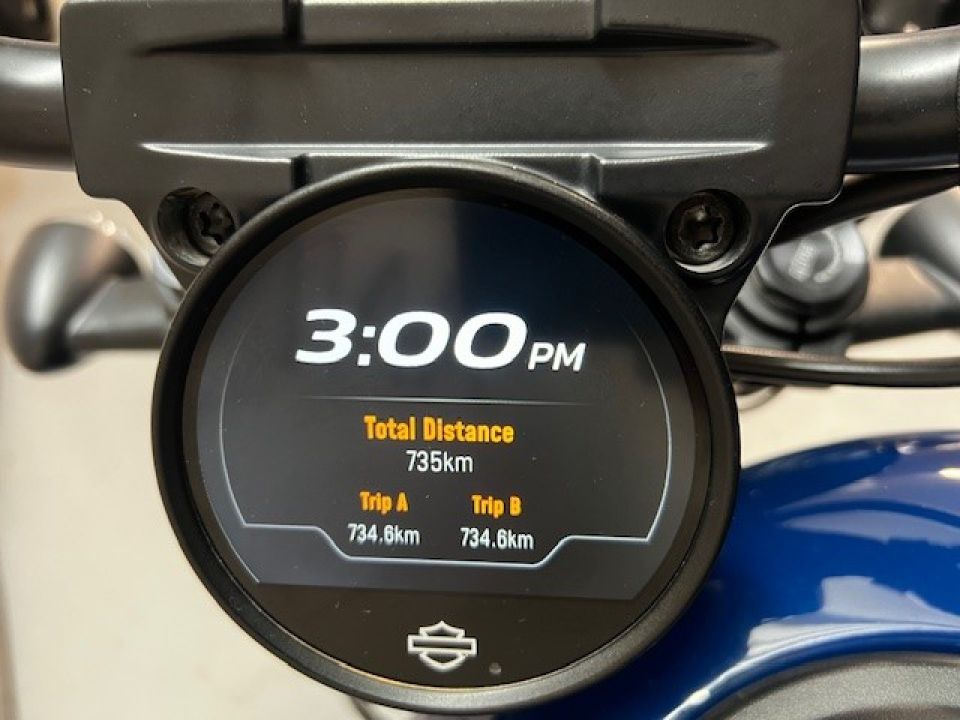 HARLEY-DAVIDSON SPORTSTER NIGHTSTER 975 SPECIAL 4