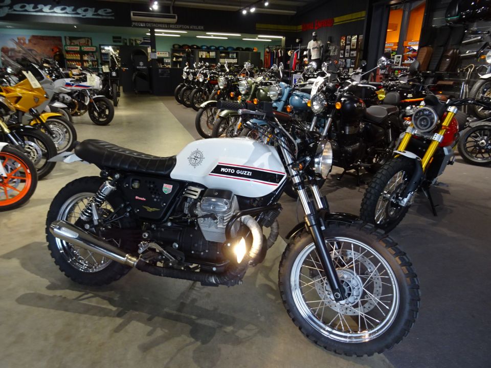 MOTO GUZZI V7 SCRAMBLER 4