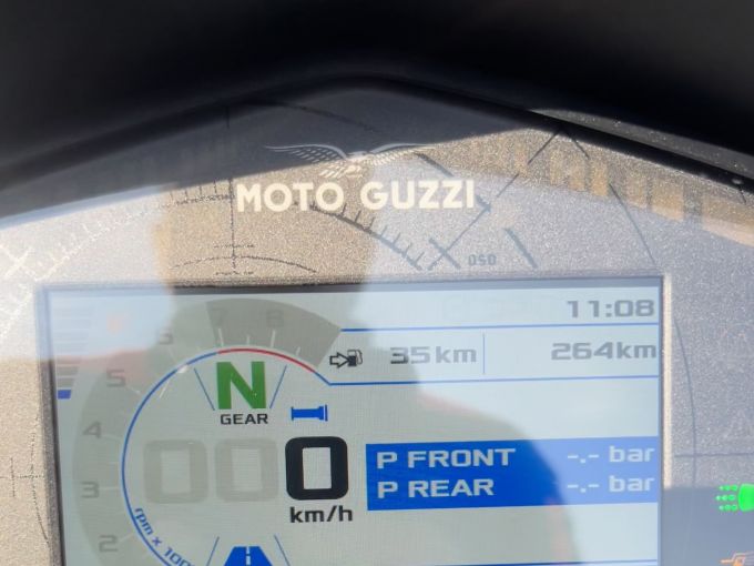 MOTO GUZZI V85 TT TRAVEL PACK 850 4
