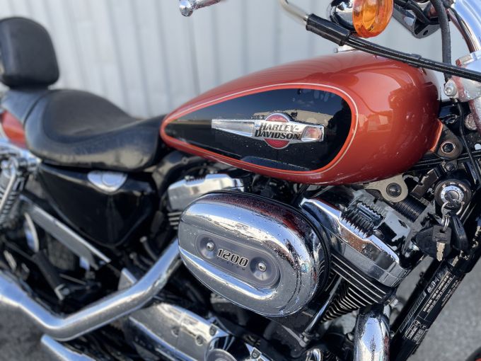 HARLEY-DAVIDSON SPORTSTER CUSTOM 1200 CA 4