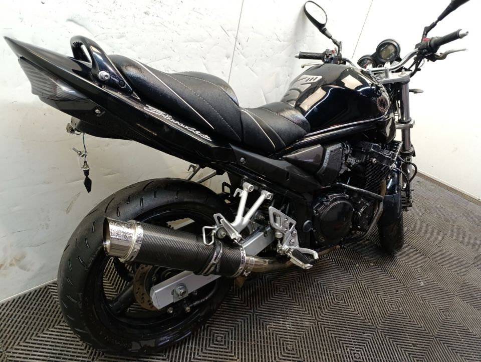 SUZUKI GSF 650 N BANDIT 4