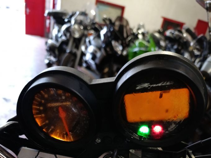 SUZUKI GSF 650 N BANDIT 4
