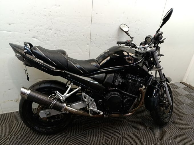 SUZUKI GSF 650 N BANDIT 4