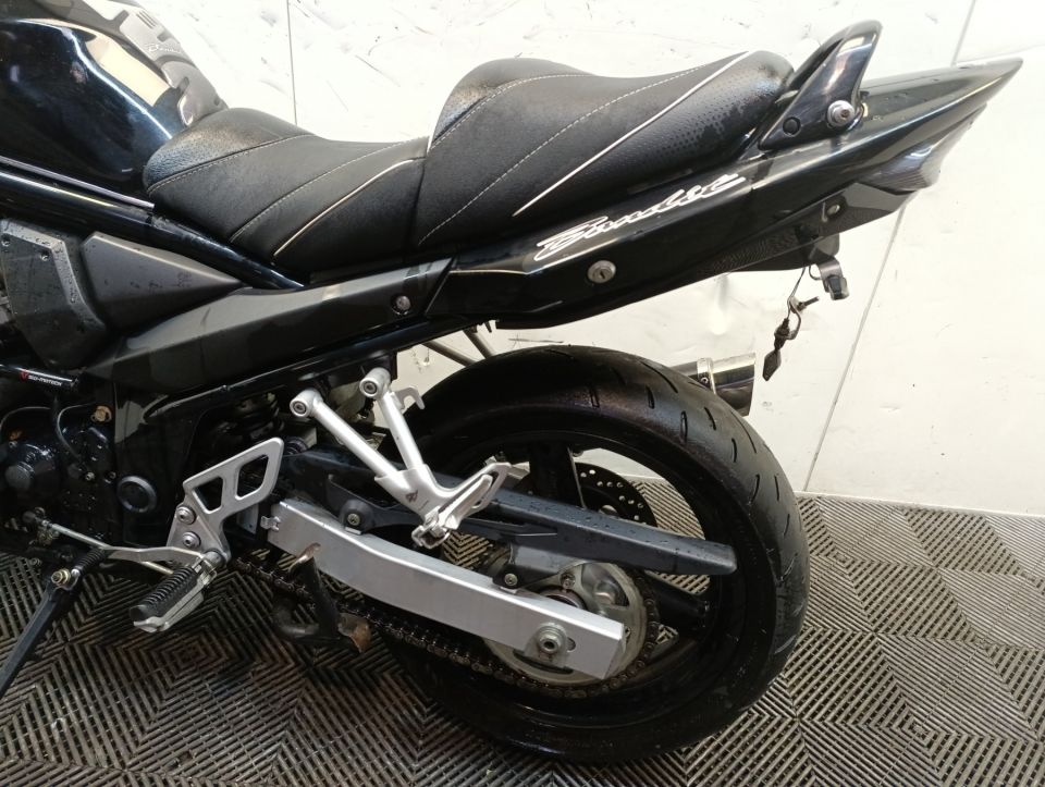 SUZUKI GSF 650 N BANDIT 4