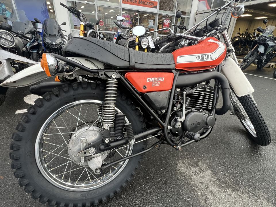 YAMAHA DT 250 4
