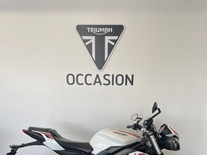TRIUMPH STREET TRIPLE 660 S A2 4