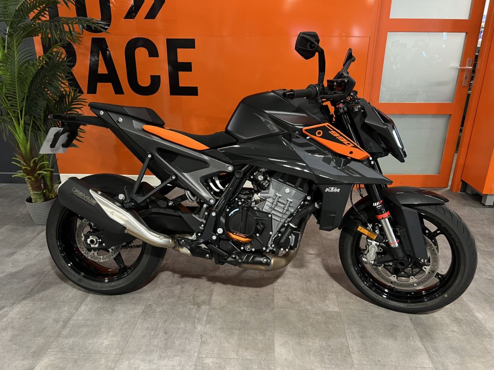 KTM 990 DUKE 4