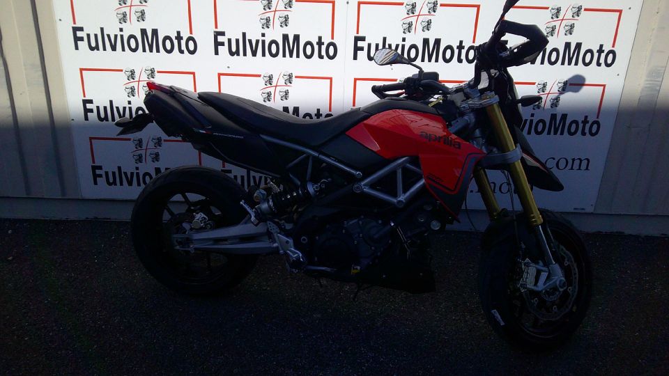 APRILIA DORSODURO 750 4