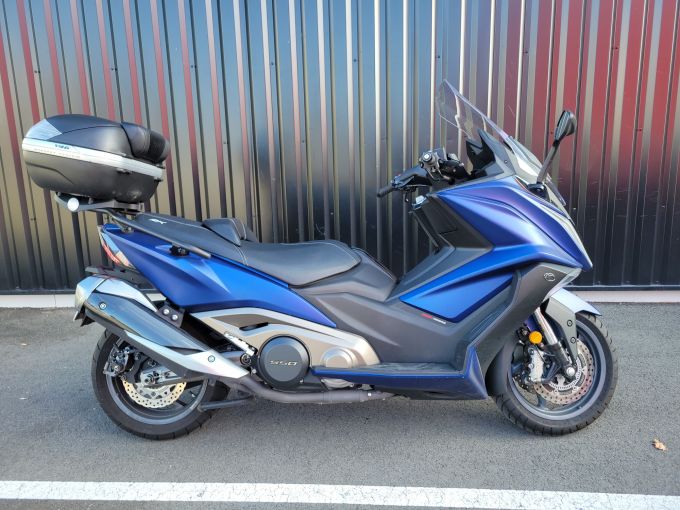 KYMCO AK 550 4