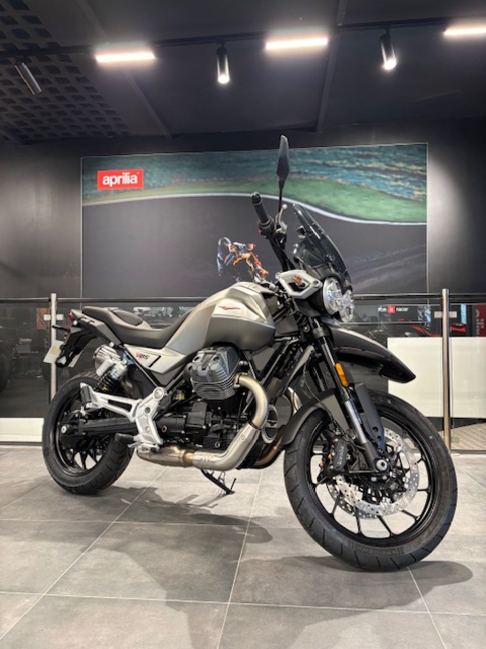 MOTO GUZZI V85 TT 850 4