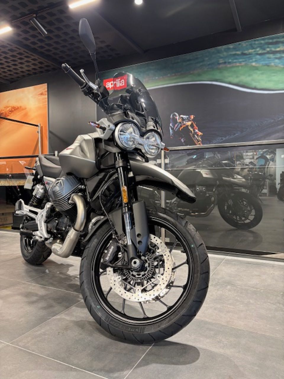 MOTO GUZZI V85 TT 850 4