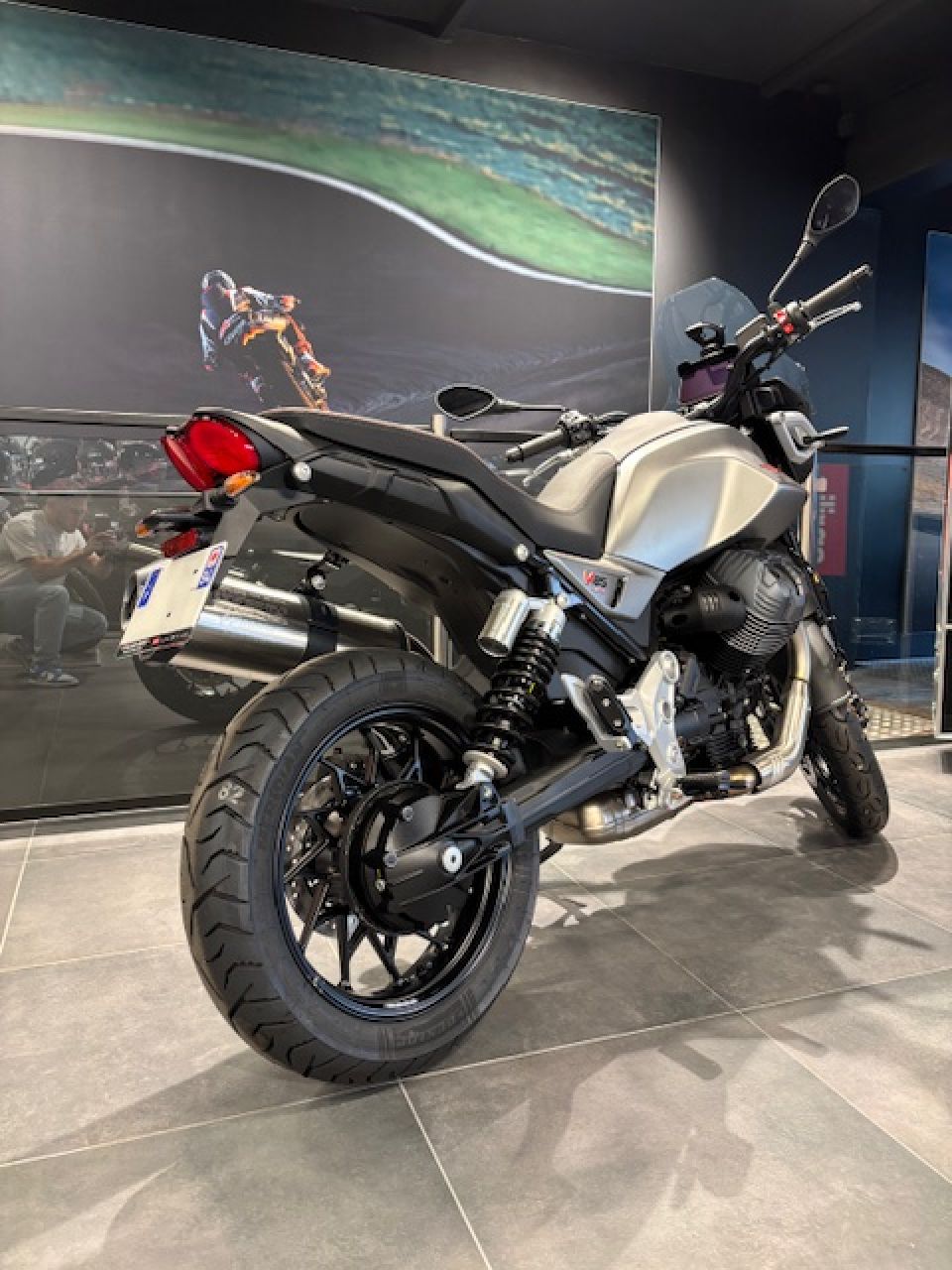 MOTO GUZZI V85 TT 850 4