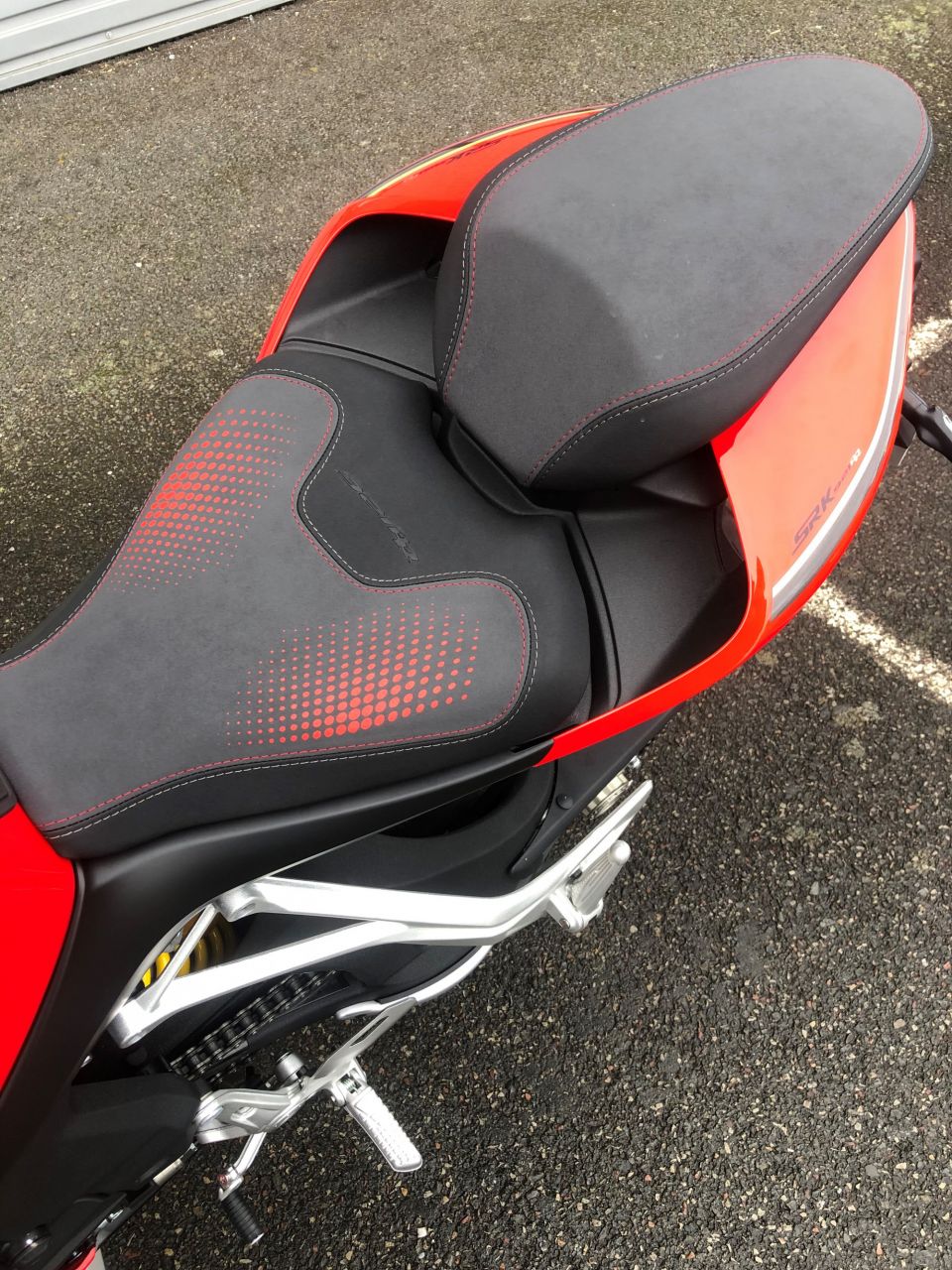 QJ MOTOR SRK 921 RR 4