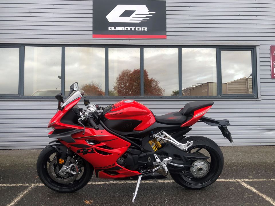 QJ MOTOR SRK 921 RR 4