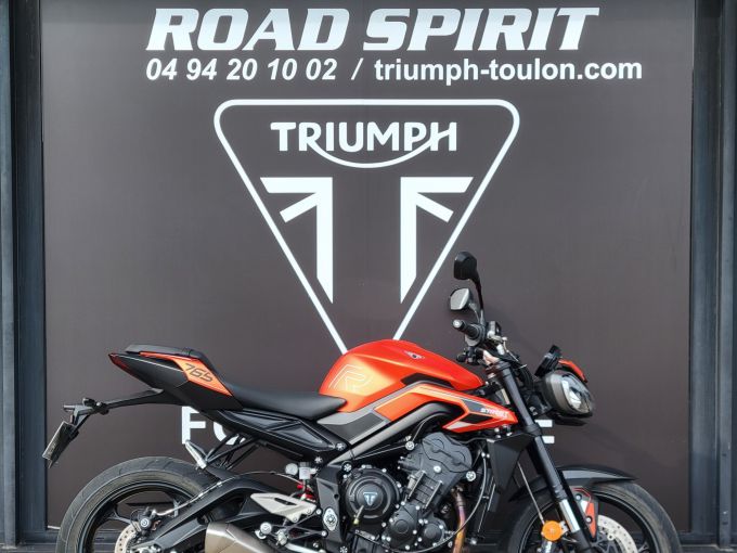 TRIUMPH STREET TRIPLE 765 R 4