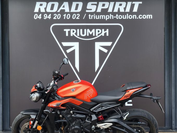 TRIUMPH STREET TRIPLE 765 R 4