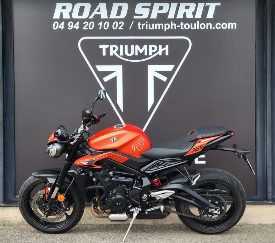 TRIUMPH STREET TRIPLE 765 R 4