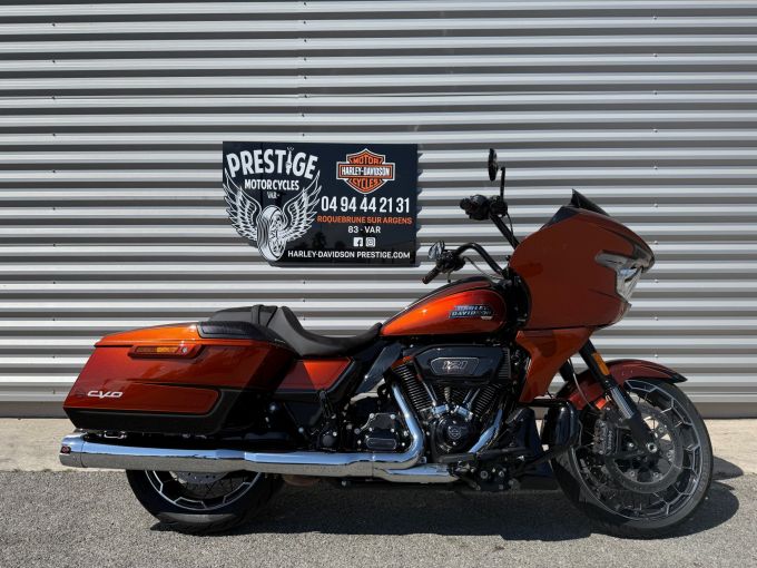 HARLEY-DAVIDSON TOURING ROAD GLIDE 1923 CVO 4