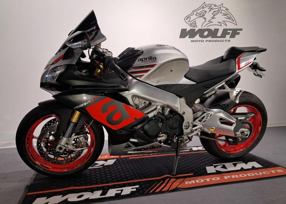 APRILIA RSV4 1000 RR 4