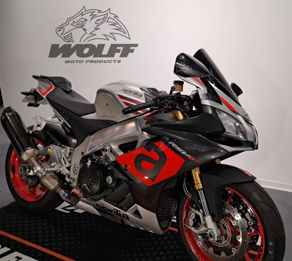 APRILIA RSV4 1000 RR 4