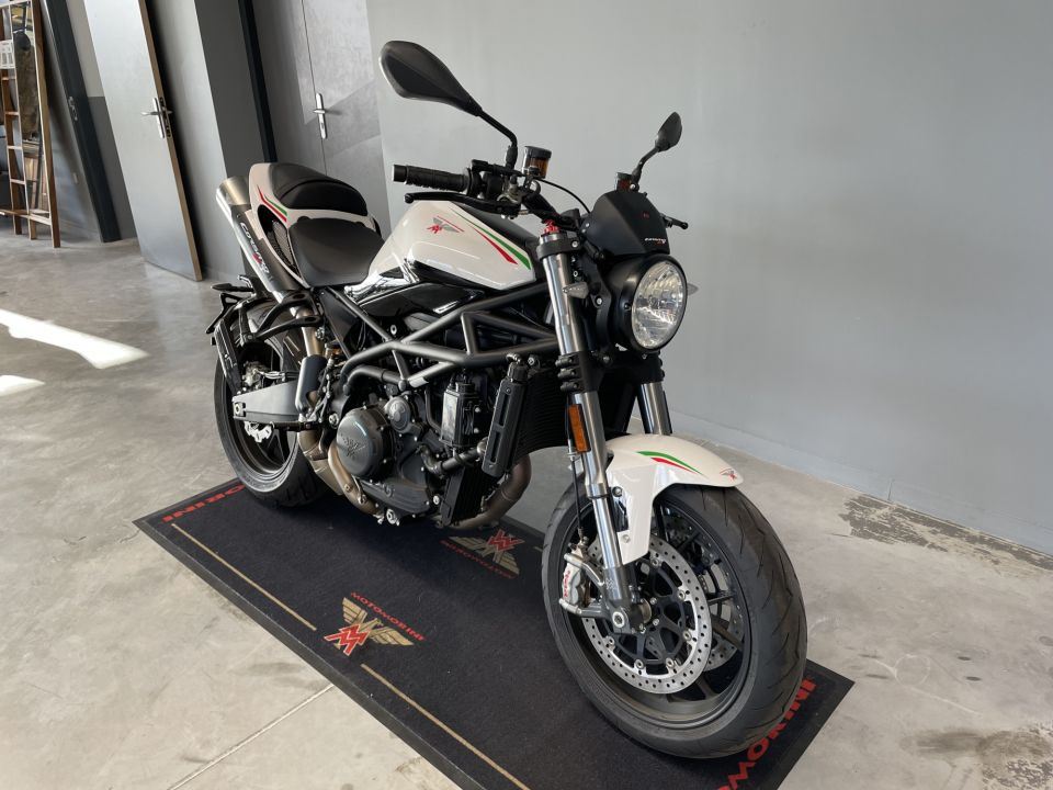 MOTO MORINI 1200 SPORT 4