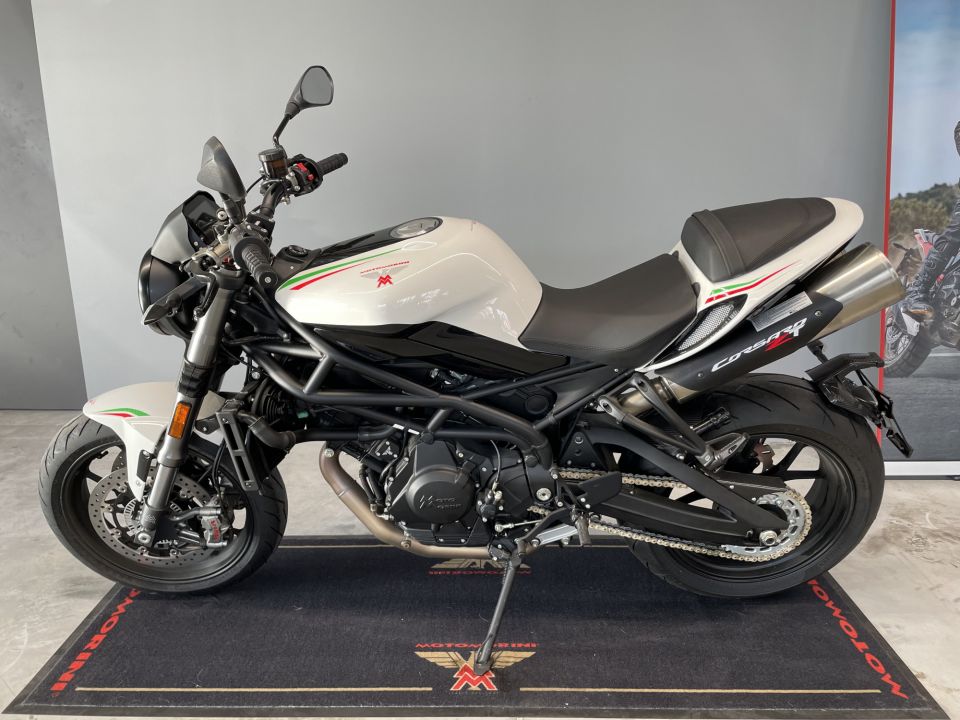 MOTO MORINI 1200 SPORT 4