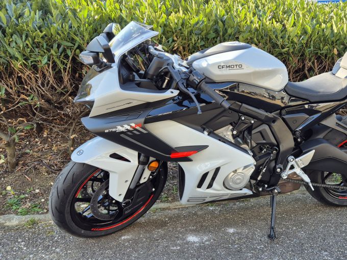 CF MOTO 675 SR R 4