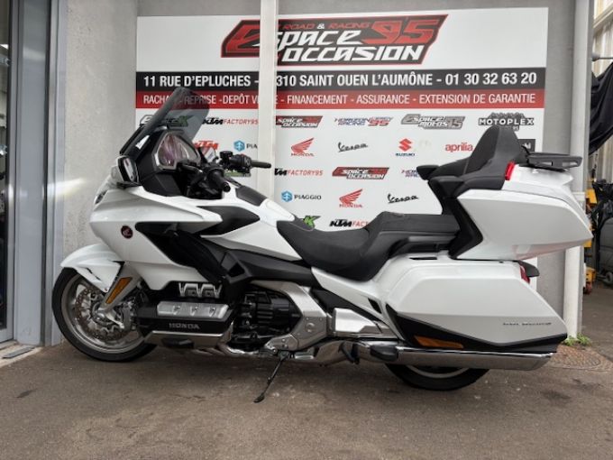 HONDA HONDA GL 1800 GOLDWING DCT TOURING 4