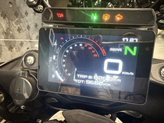 BENELLI TRK  702  X 4