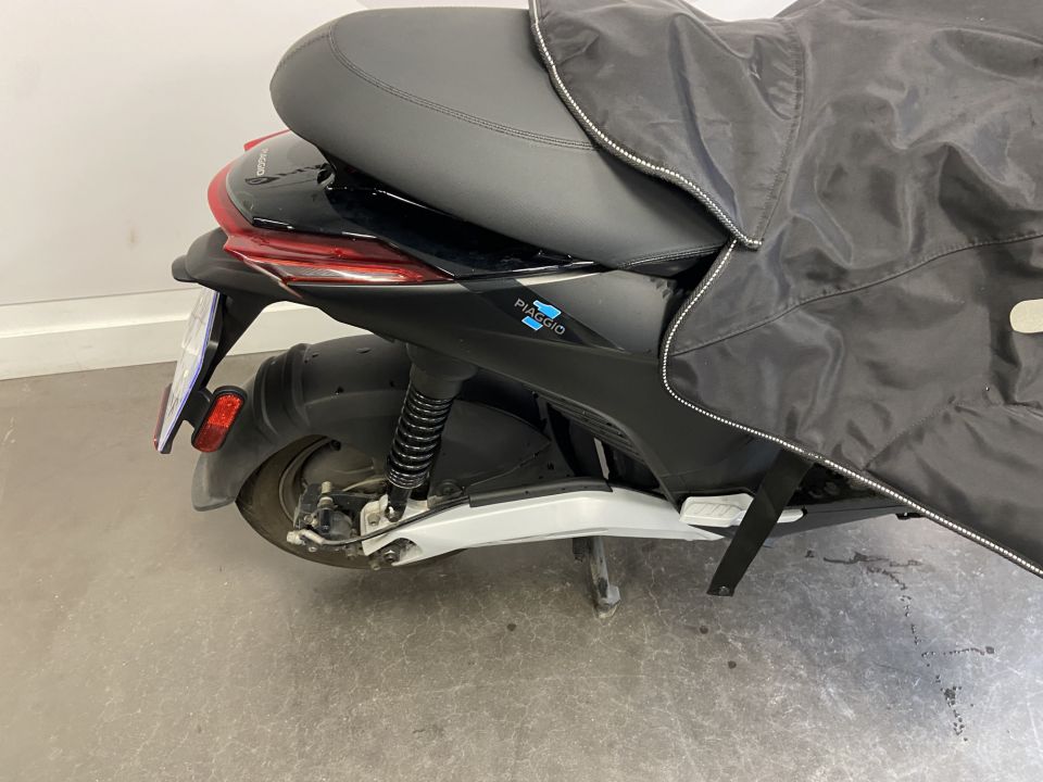 PIAGGIO 1 ACTIVE 4