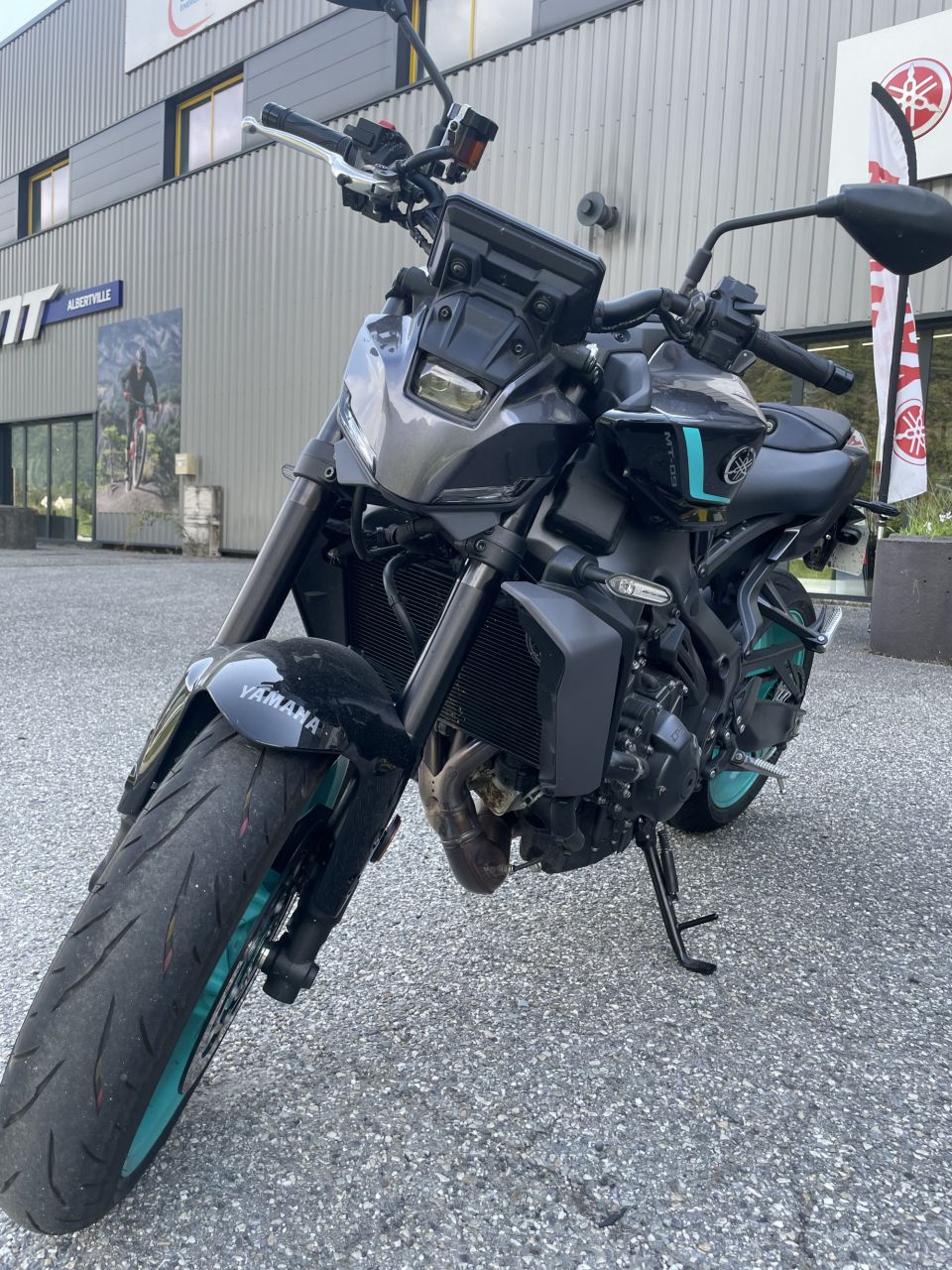 YAMAHA MT-09  Y-AMT 4