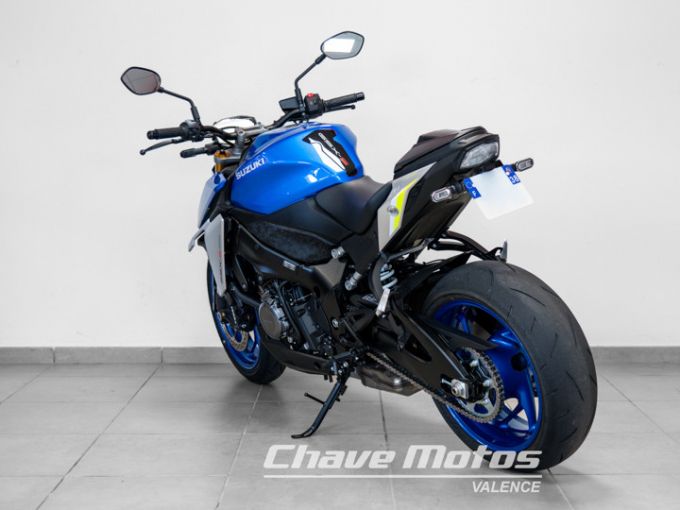 SUZUKI GSX-S 1000 4