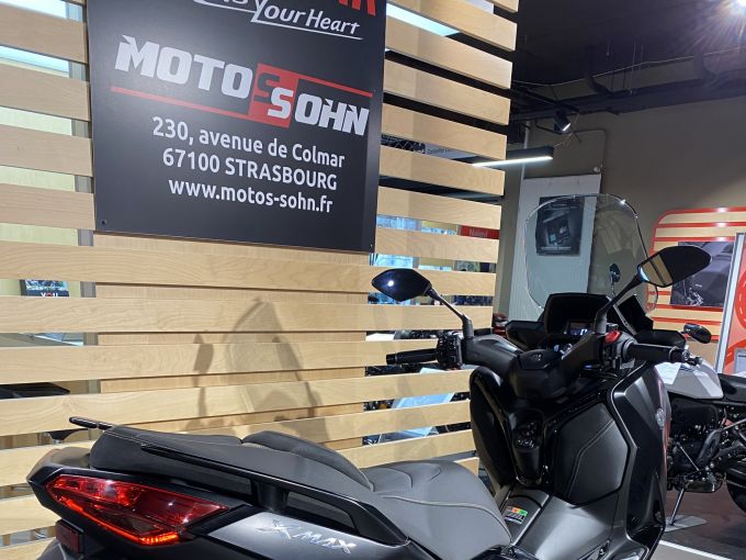 YAMAHA XMAX 125 TECH MAX 4