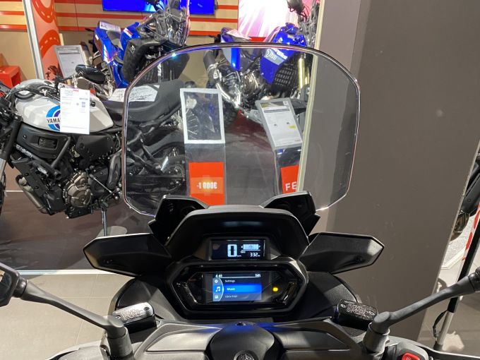 YAMAHA XMAX 125 TECH MAX 4