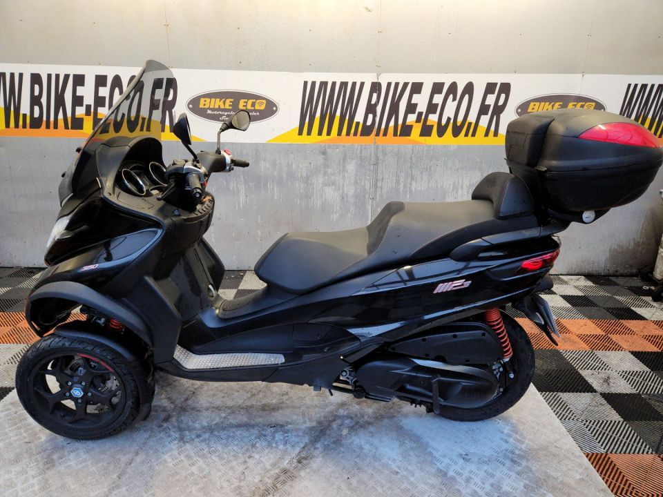 PIAGGIO MP3 350 ABS/ASR 4