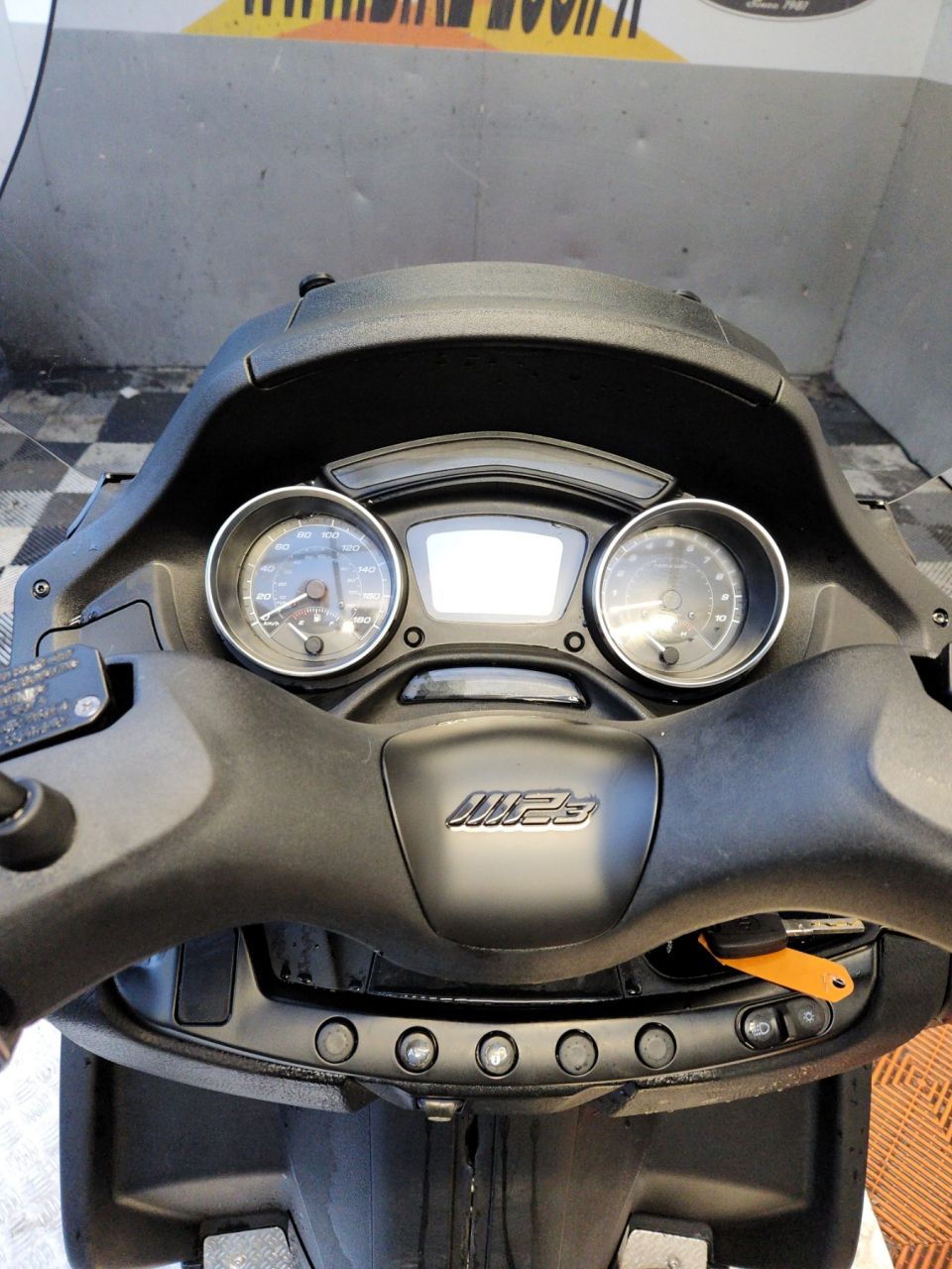 PIAGGIO MP3 350 ABS/ASR 4