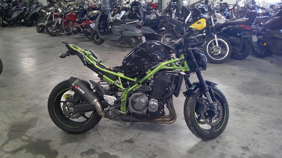 KAWASAKI Z 900 4