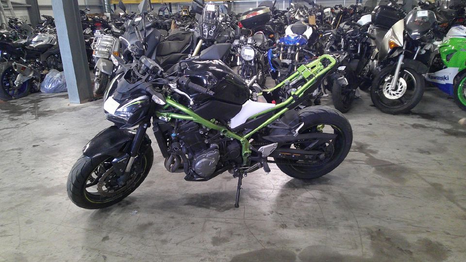 KAWASAKI Z 900 4