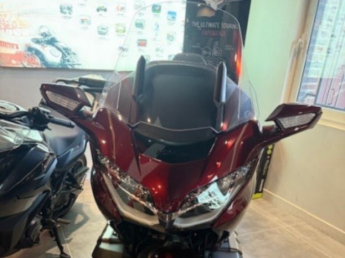 HONDA GL1800 GOLDWING 4