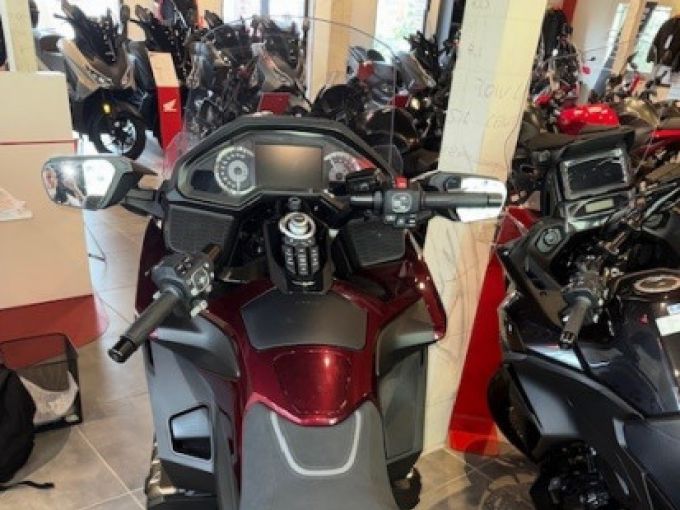 HONDA GL1800 GOLDWING 4