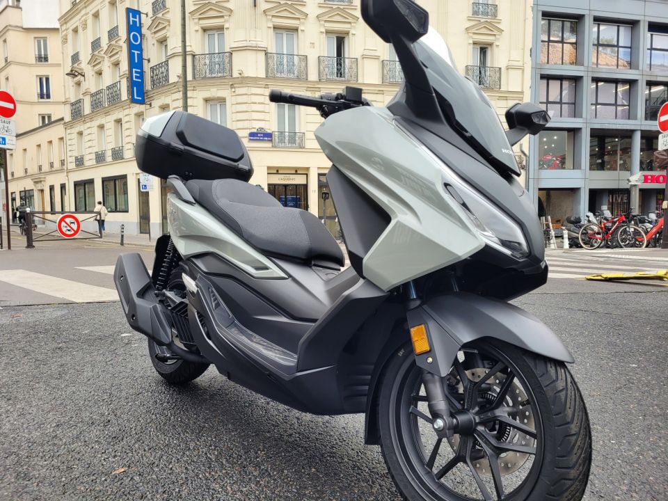 HONDA NSS FORZA 125 4