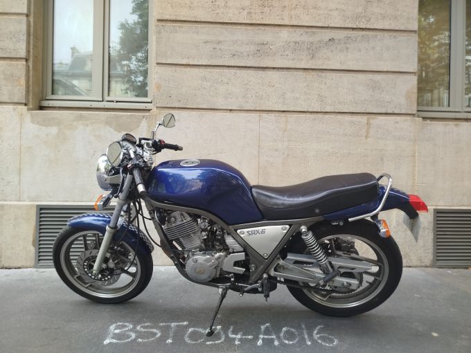 YAMAHA SRX 4