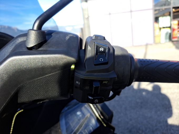 PIAGGIO MP3 400 RST SPORT 4