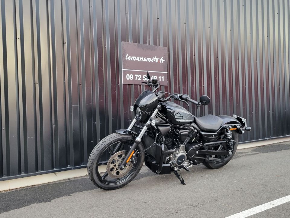 HARLEY-DAVIDSON SPORTSTER NIGHTSTER 975 4
