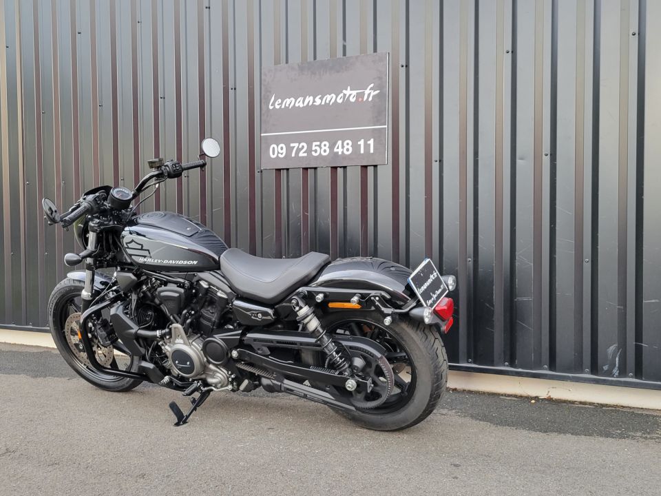 HARLEY-DAVIDSON SPORTSTER NIGHTSTER 975 4