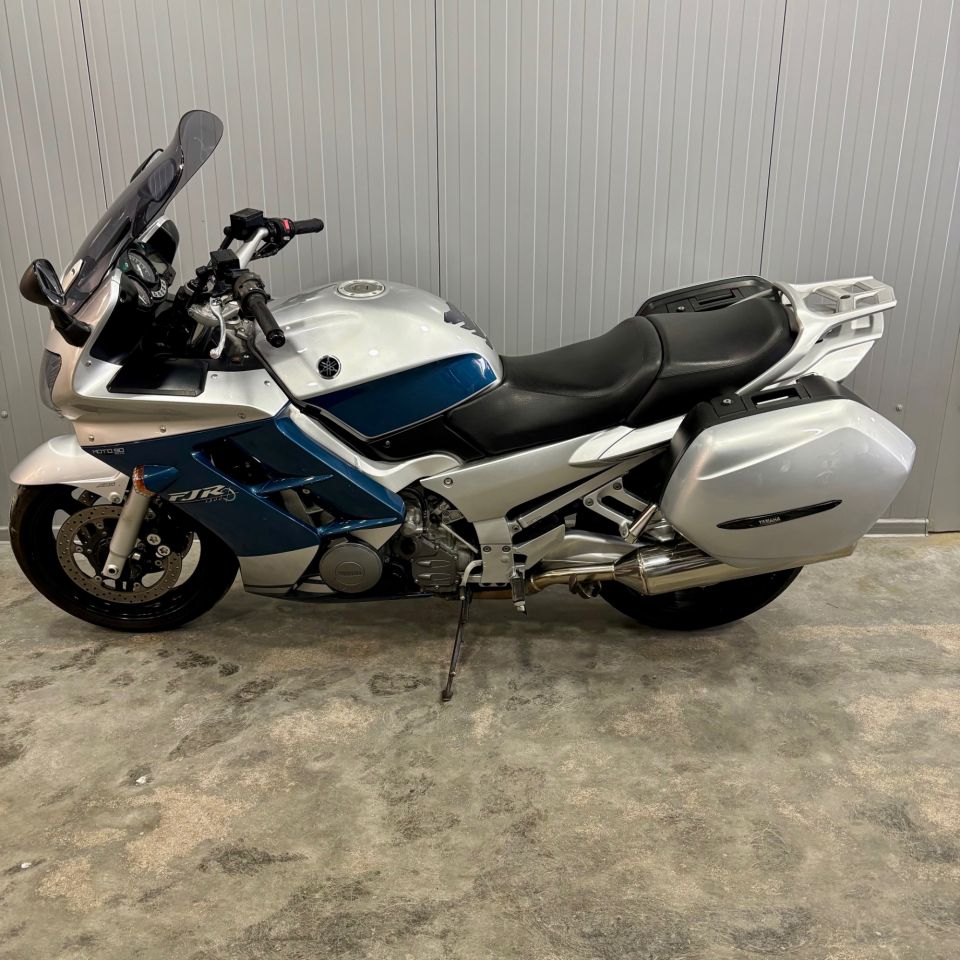 YAMAHA FJR 1300 4