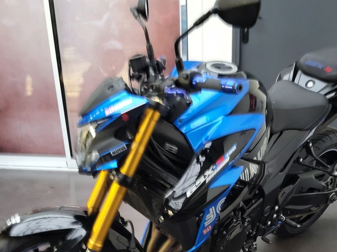SUZUKI GSX-S 750 4