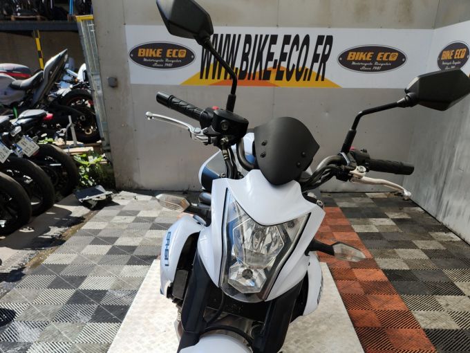 KAWASAKI ER-6 4
