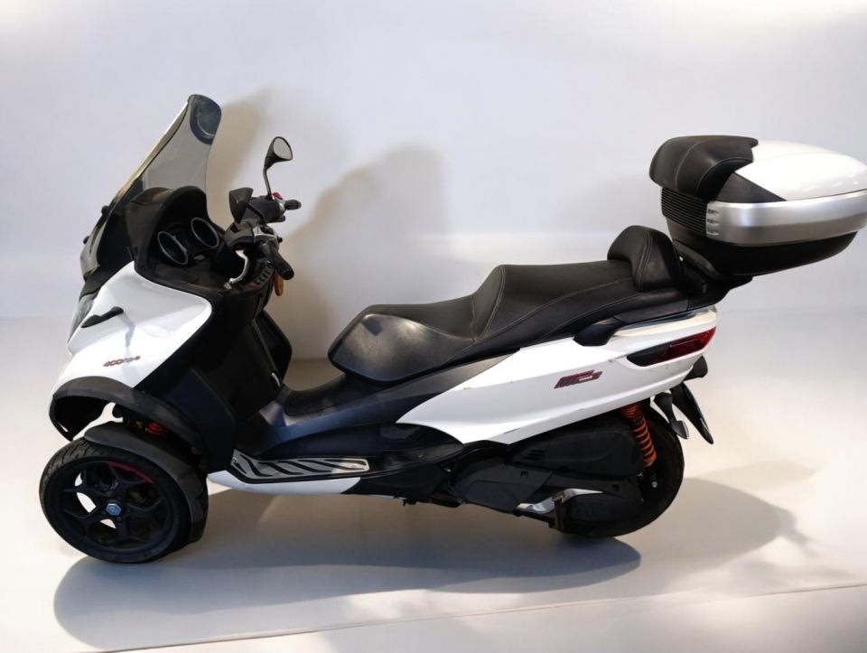 PIAGGIO MP3 400 4