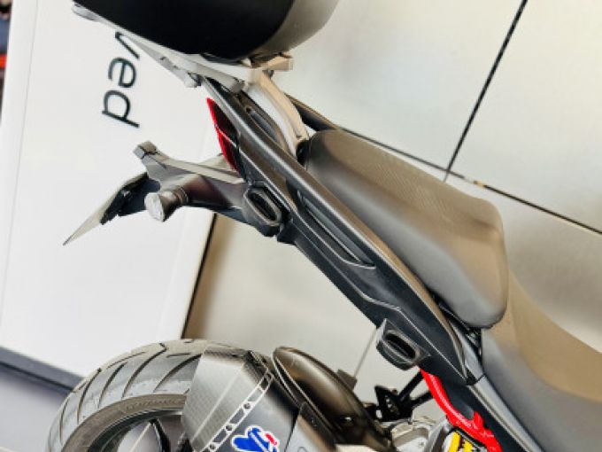 DUCATI MULTISTRADA V2 S 4